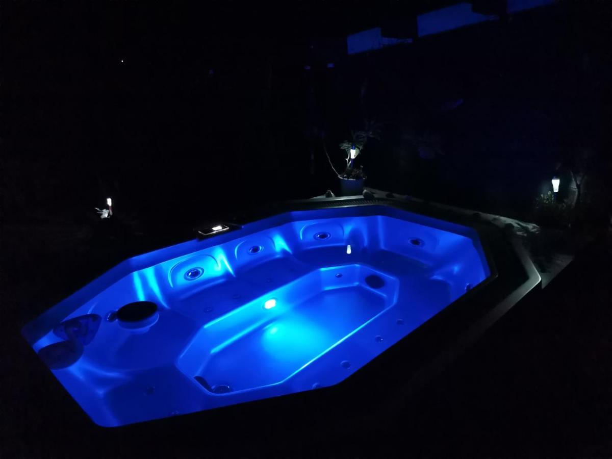Bungalow La Perle - Jacuzzi - Piscine Сен-Франсуа Экстерьер фото